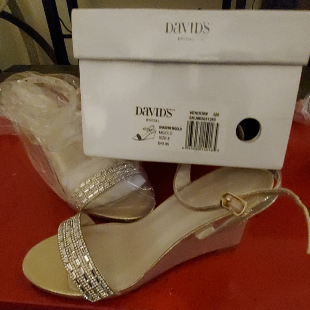 Dress shoes
